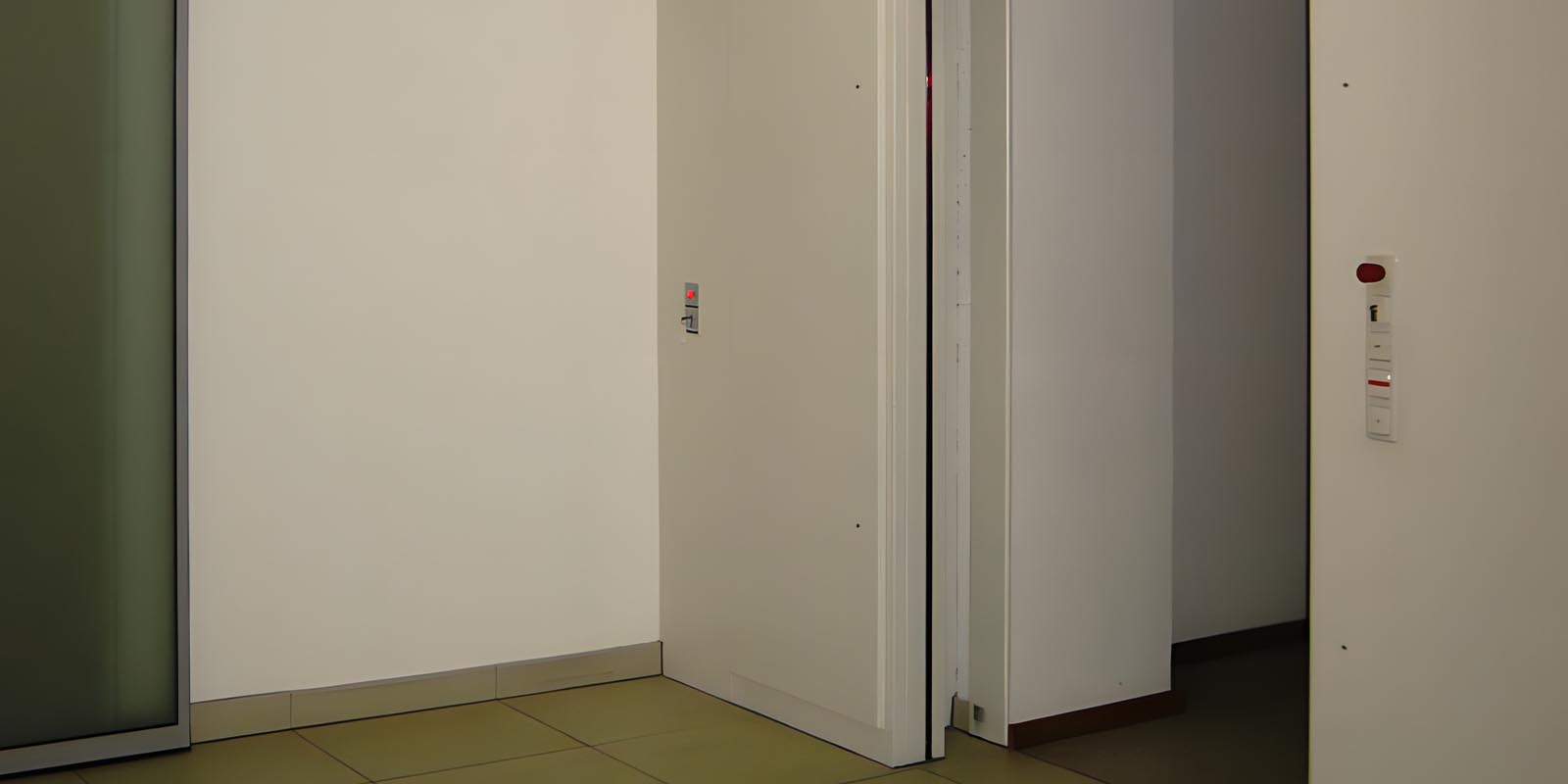 Strahlenschutztore Hängend, Linearkugelführung